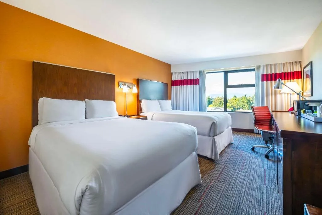 Grand Park Hotel Vancouver Airport, an Ascend Collection Hotel — 2