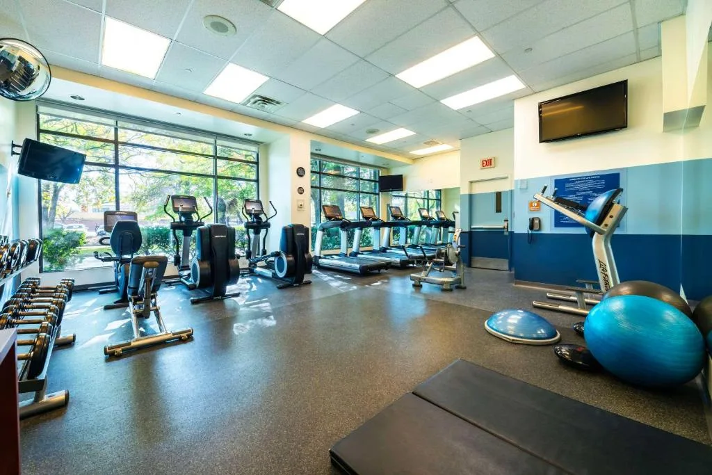 Grand Park Hotel Vancouver Airport, an Ascend Collection Hotel — 4