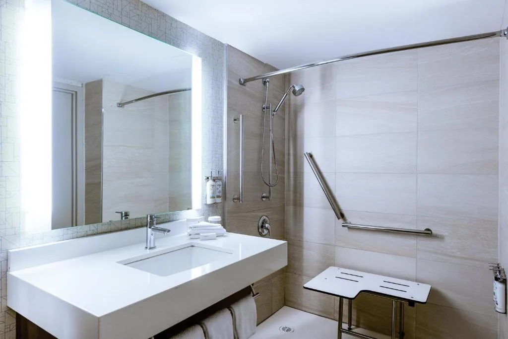 Holiday Inn Express Vancouver Airport-Richmond by IHG — 2