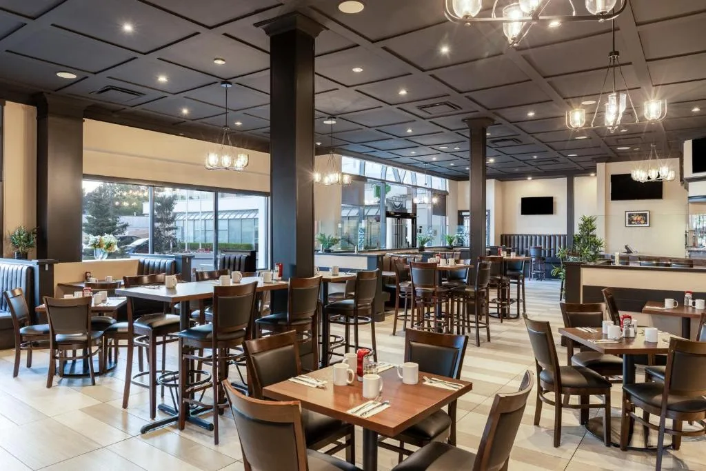 Holiday Inn Vancouver Airport Richmond by IHG — 4