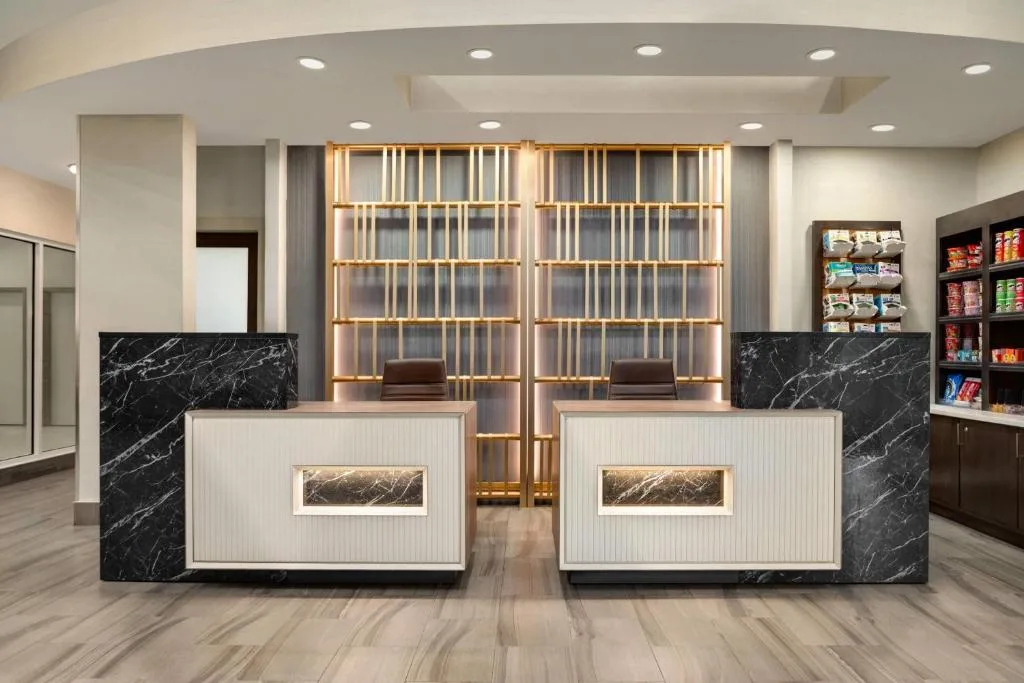 La Quinta Inn by Wyndham Vancouver Airport — 4