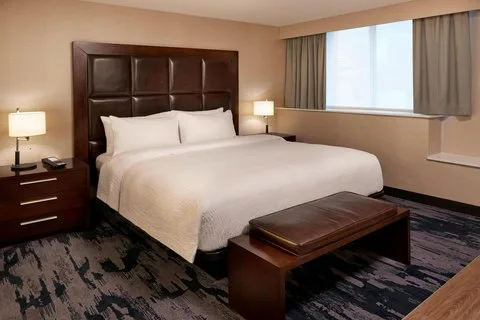 Fairfield by Marriott Montreal Downtown — 2