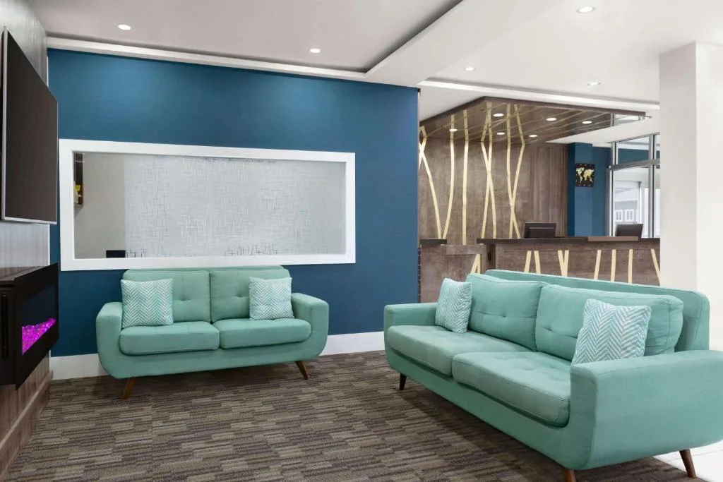 Days Inn by Wyndham Saint John — 5