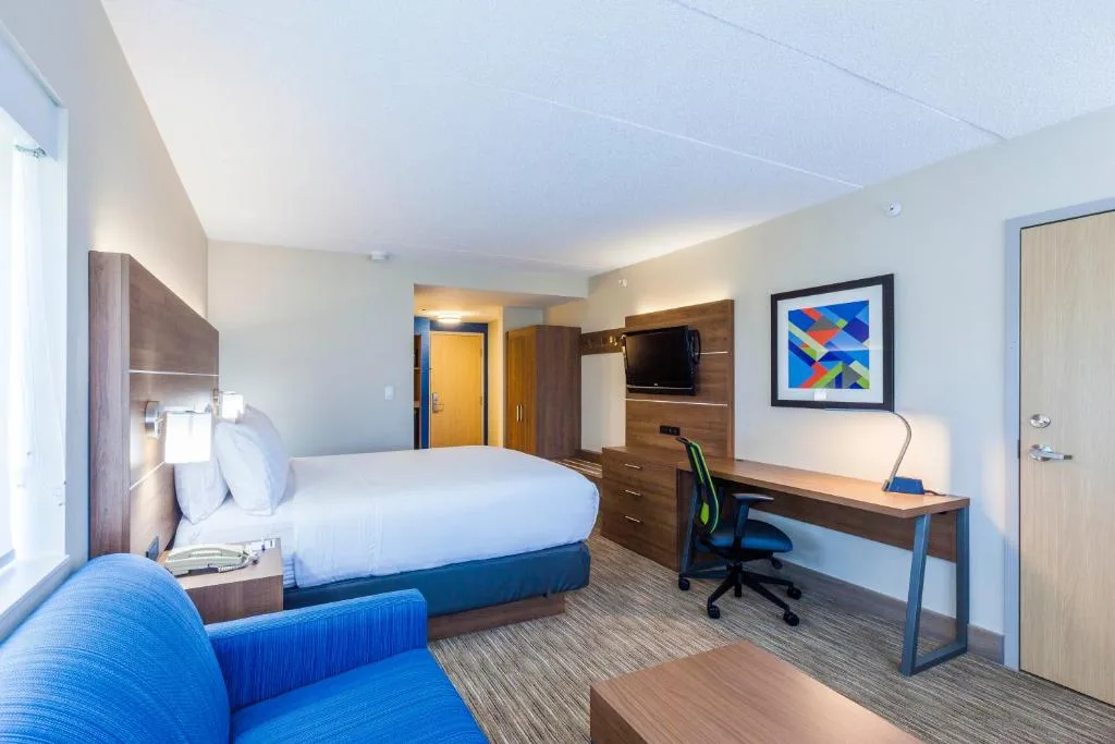 Holiday Inn Express Hotel & Suites Saint John Harbour Side by IHG — 2