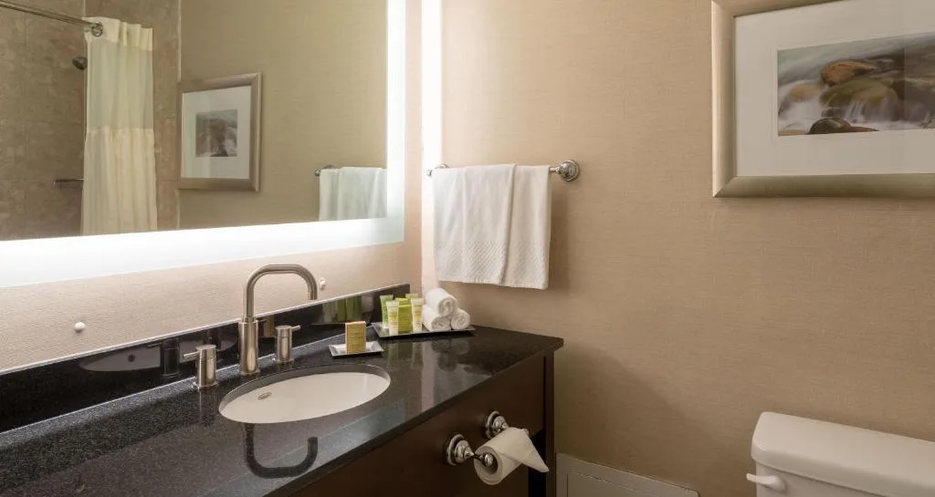 Saint John Harbourfront Hotel — 3