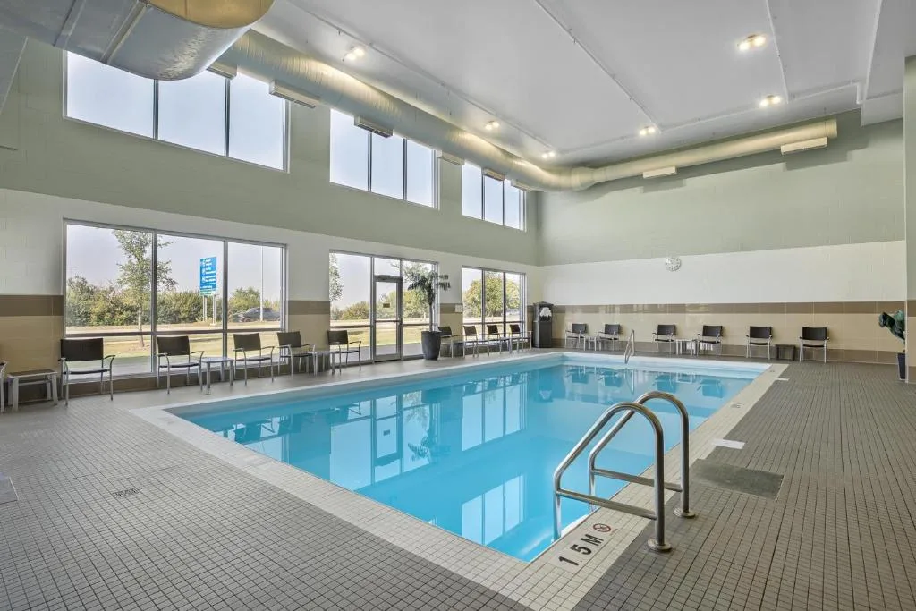Best Western Plus Airport Inn & Suites — 3