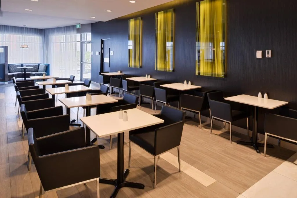 Courtyard by Marriott Saskatoon Airport — 5