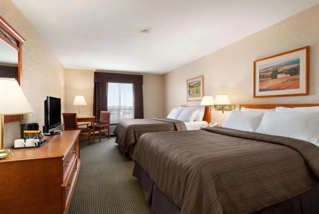 Days Inn by Wyndham Saskatoon — 2