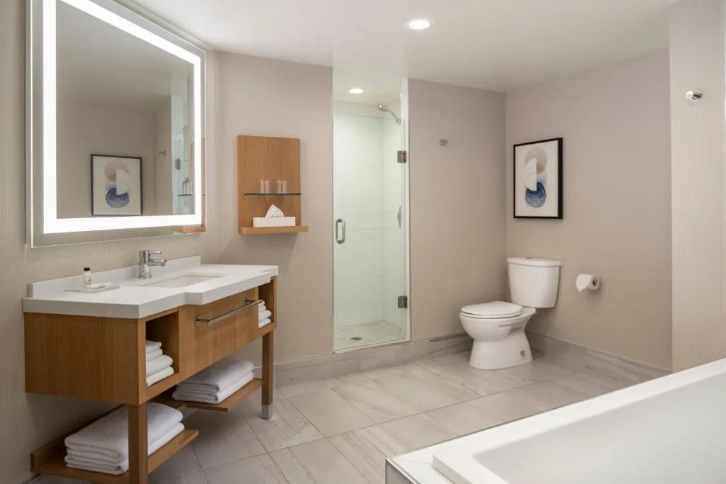 Delta Hotels by Marriott Saskatoon Downtown — 3