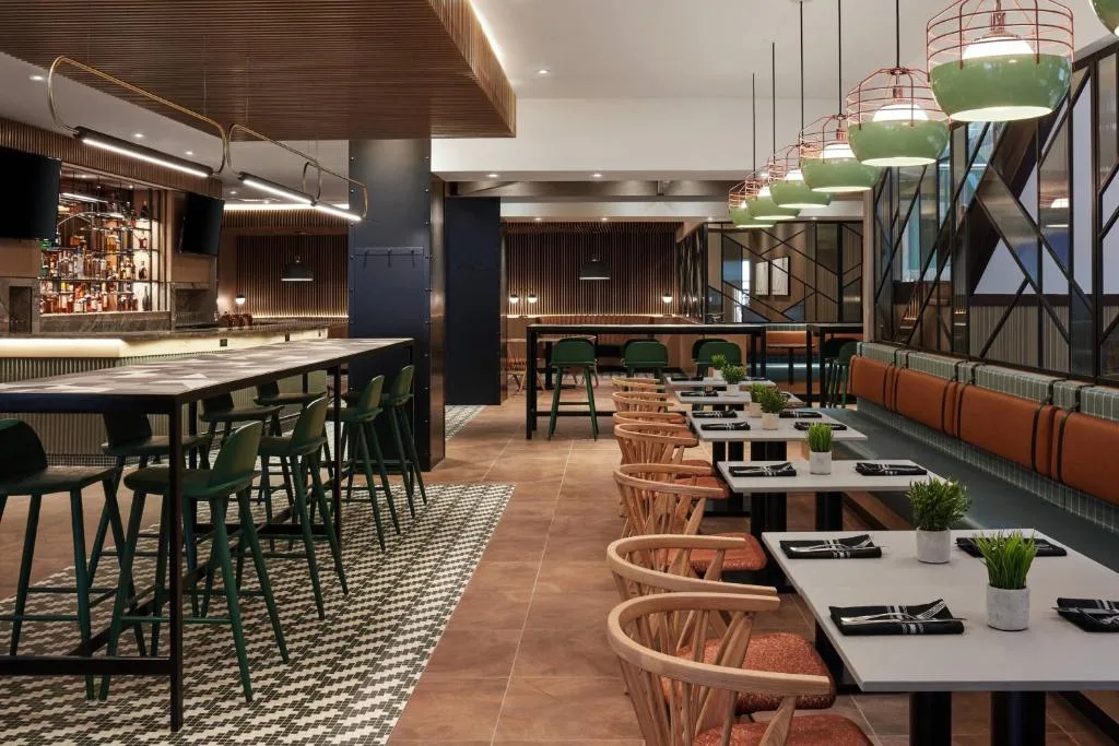 Delta Hotels by Marriott Saskatoon Downtown — 5