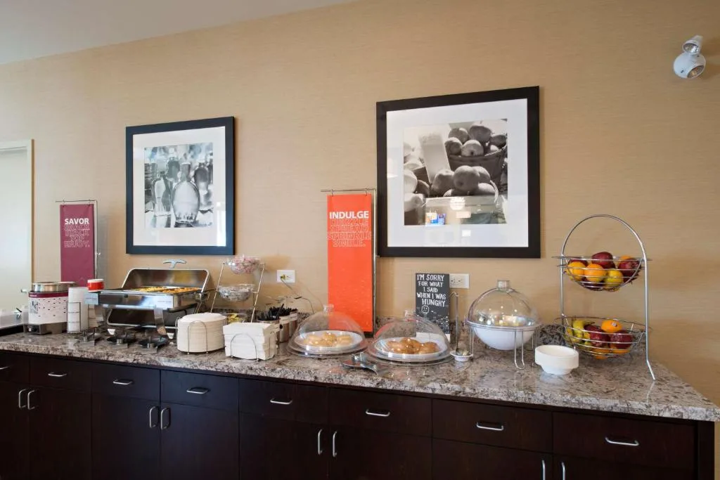 Hampton Inn Saskatoon South — 5