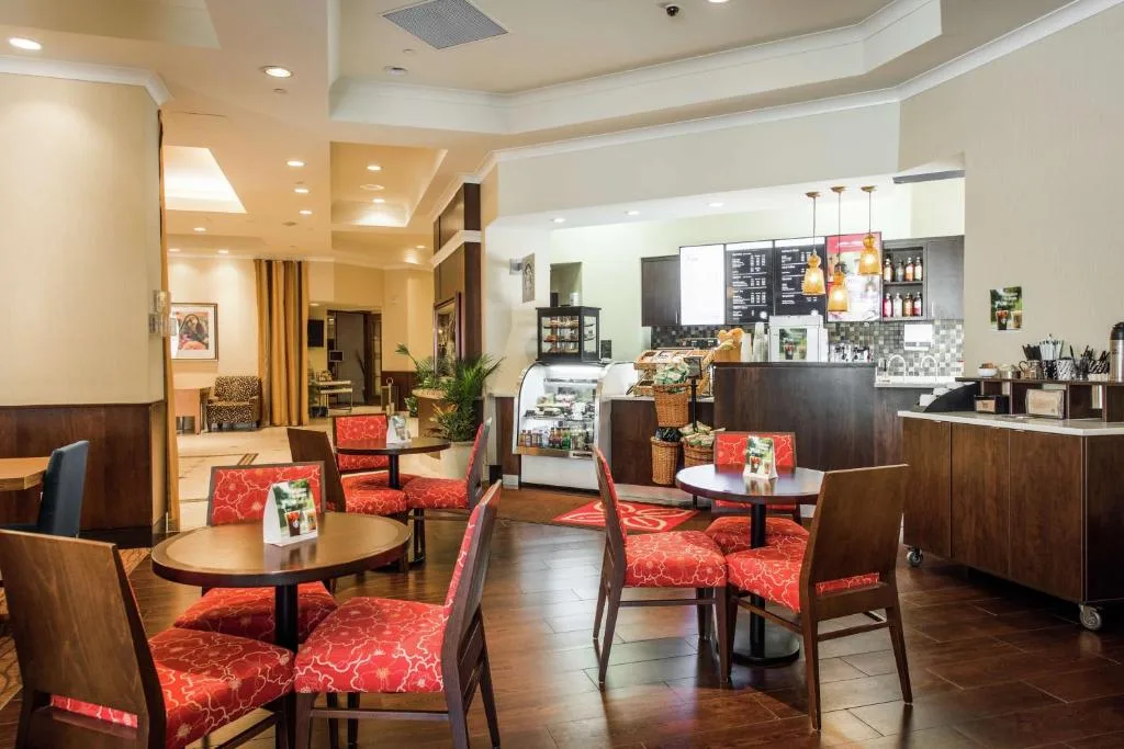 Hilton Garden Inn Saskatoon Downtown — 5