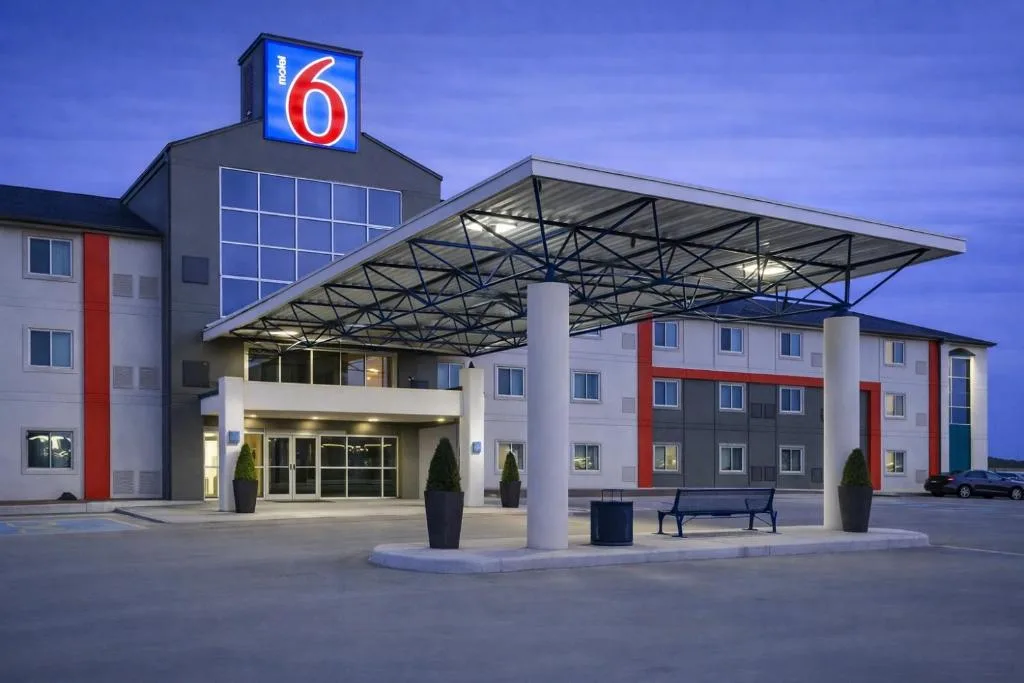 Motel 6-Saskatoon, SK