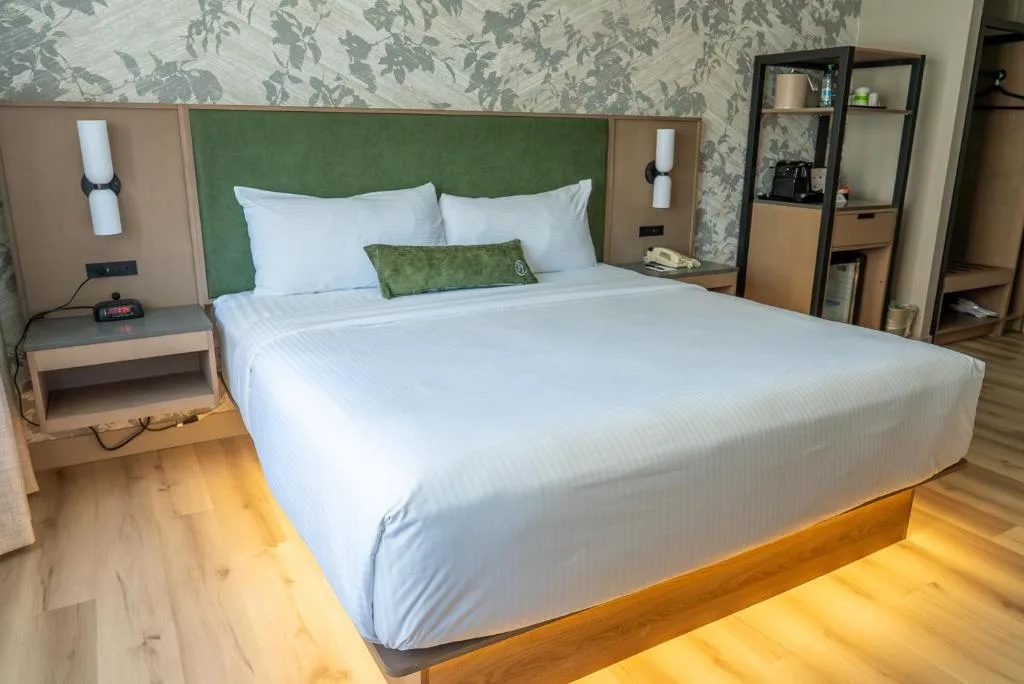 Park Town Hotel
