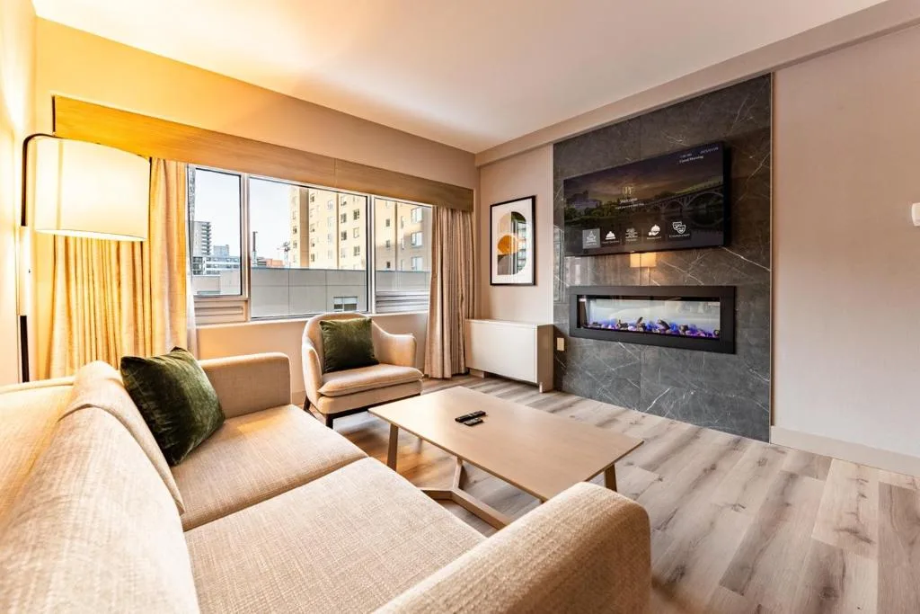 Park Town Hotel — 4
