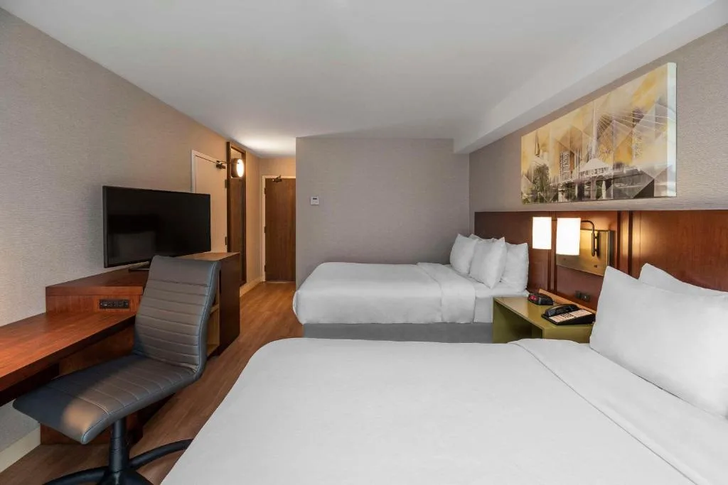 Comfort Inn Sault Ste Marie ON — 2