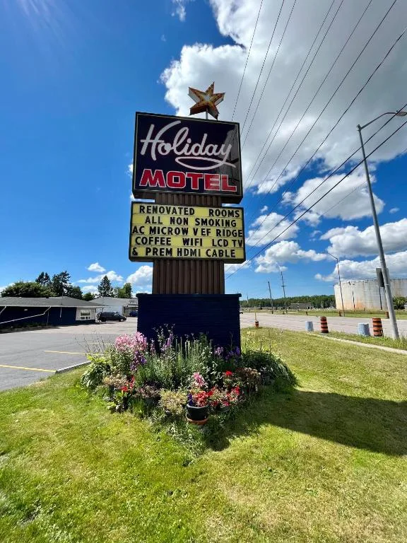 Holiday Motel — 4