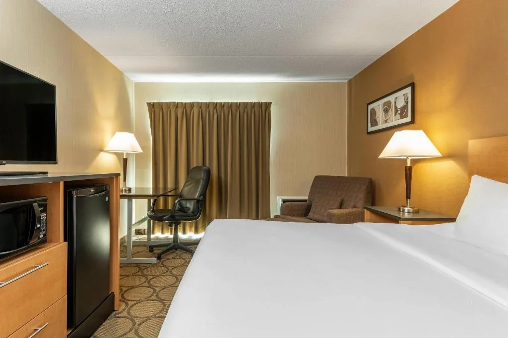 Comfort Inn Sherbrooke - Estrie — 2