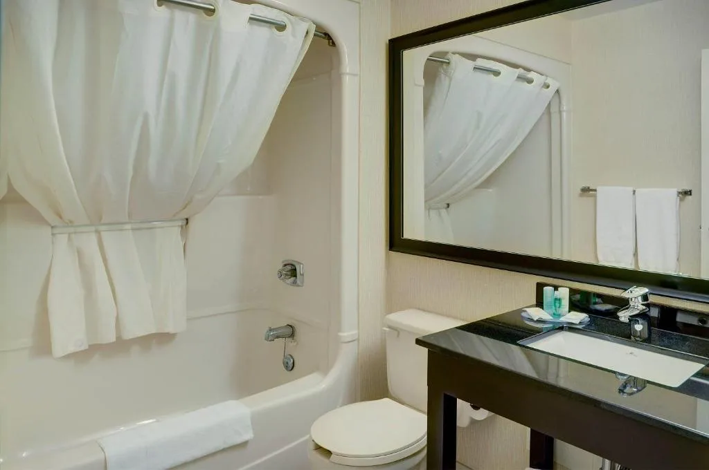 Comfort Inn Sherbrooke - Estrie — 3
