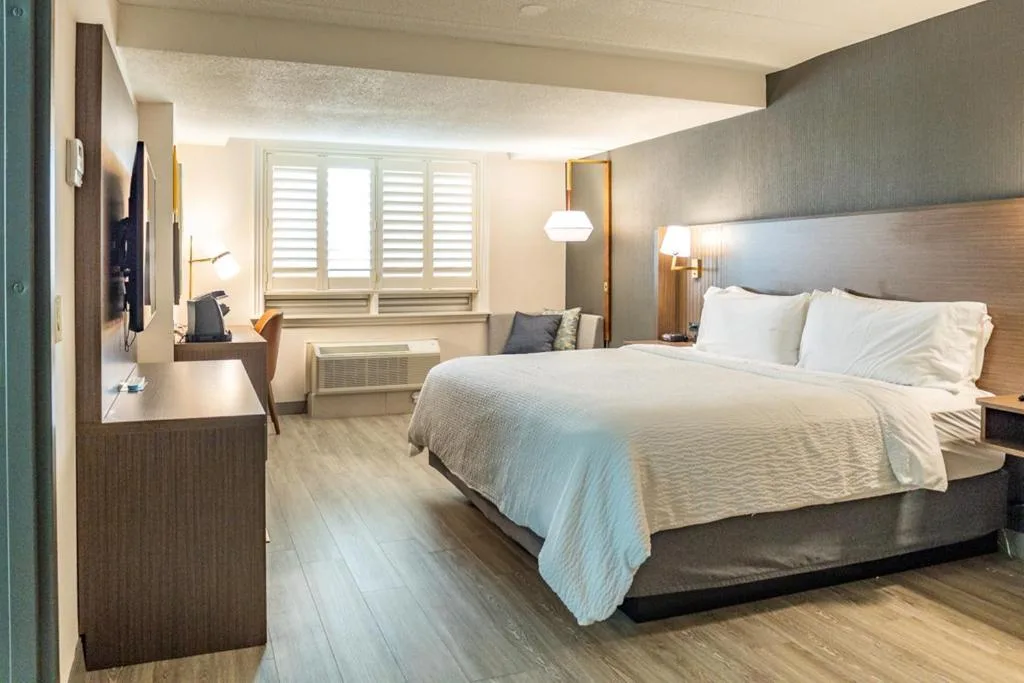 Holiday Inn Hotel & Suites St.Catharines-Niagara by IHG — 2