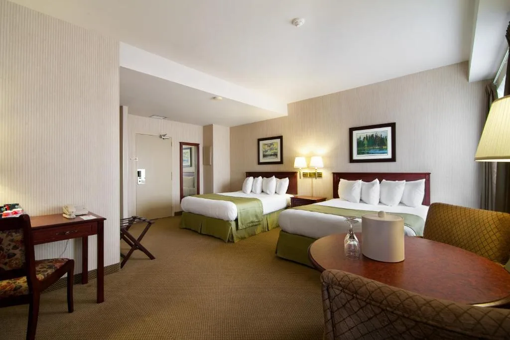 Ramada by Wyndham St. John's — 2