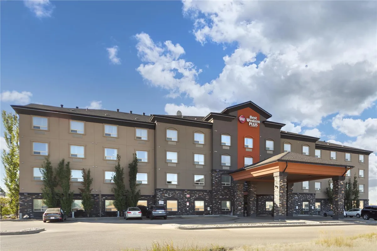 Best Western Plus Sherwood Park — 3