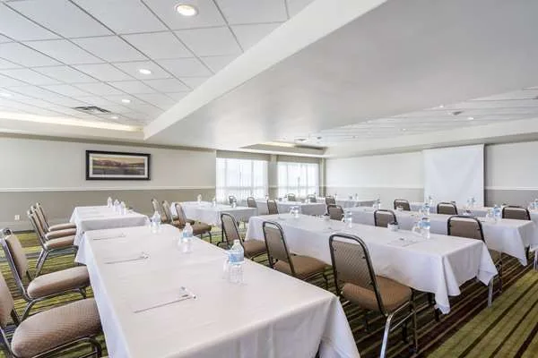 Clarion Hotel & Conference Centre — 5