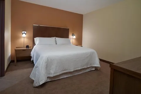 Four Points by Sheraton Sherwood Park — 5
