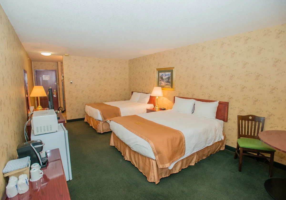 Lakeview Inns & Suites - Fort Saskatchewan — 5