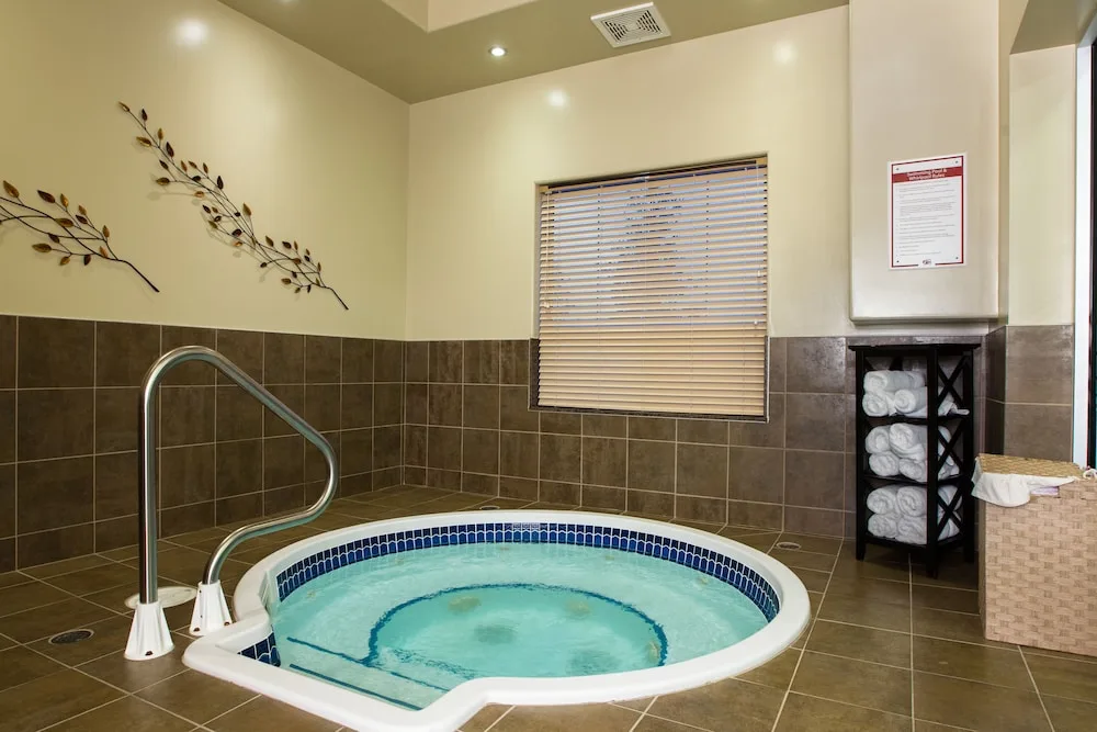 The Kanata Fort Saskatchewan Hotel — 5