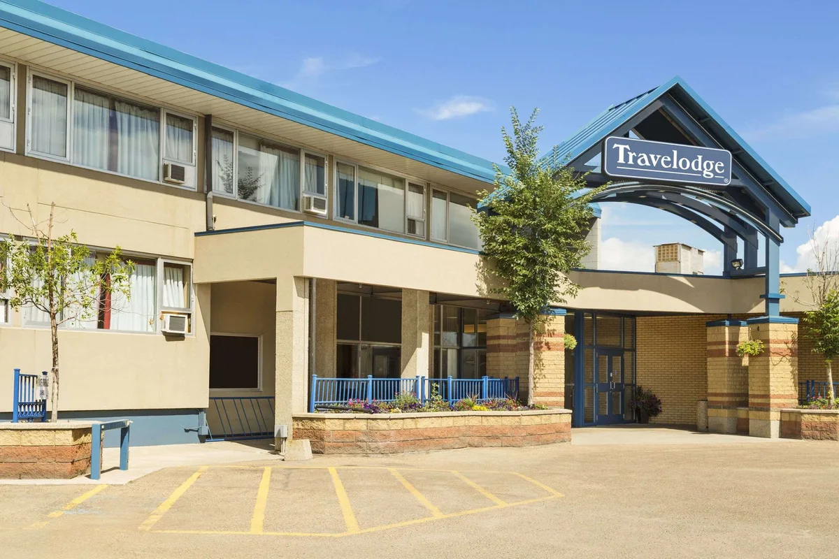 Travelodge by Wyndham Edmonton East — 4
