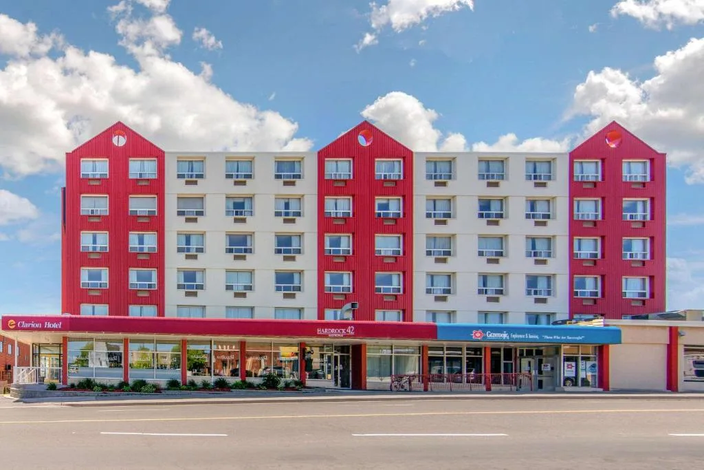 Clarion Hotel — 5