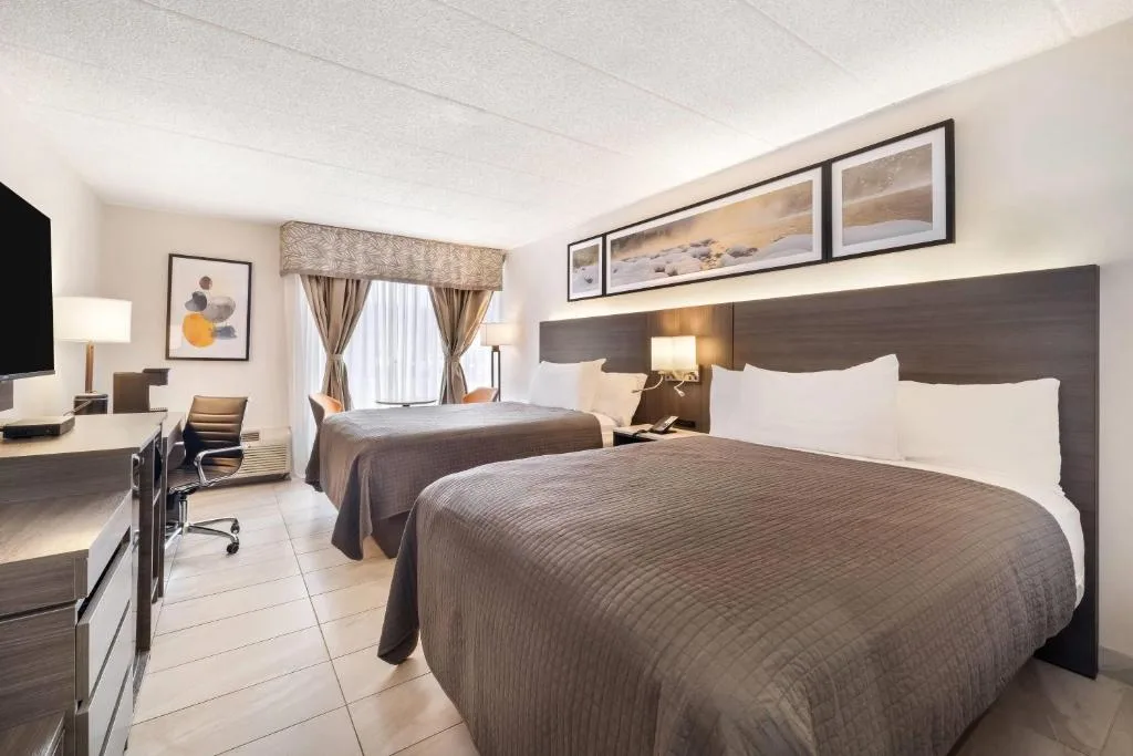 Days Inn by Wyndham Sudbury & Conference Centre — 2