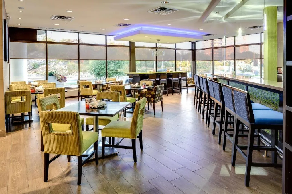 Holiday Inn Sudbury by IHG — 4