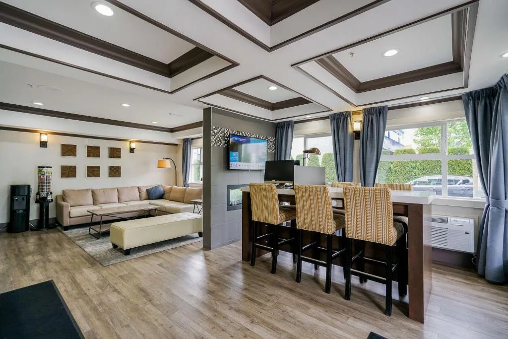 Best Western Peace Arch Inn — 2