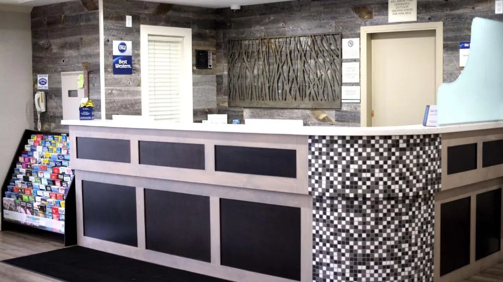 Best Western Peace Arch Inn — 3