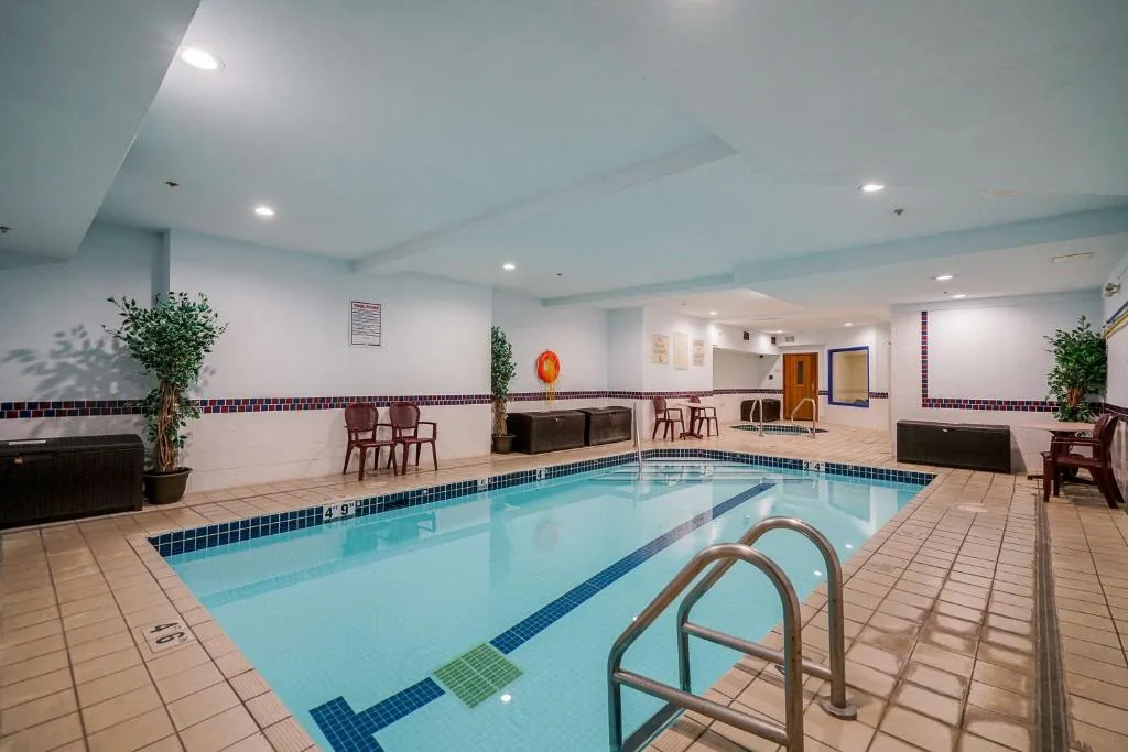 Best Western Peace Arch Inn — 4