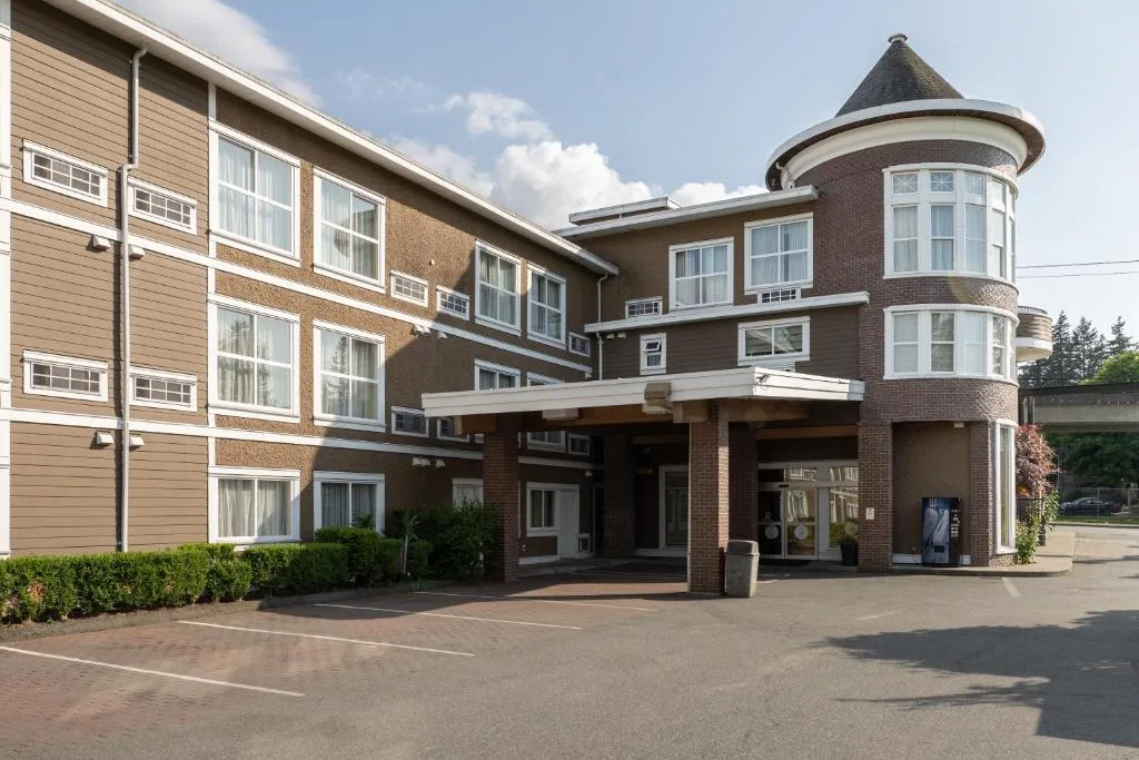 Days Inn by Wyndham Surrey — 5