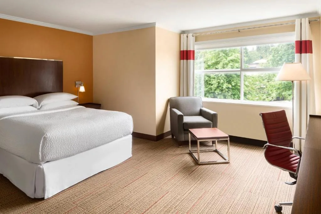 Four Points by Sheraton Surrey — 5