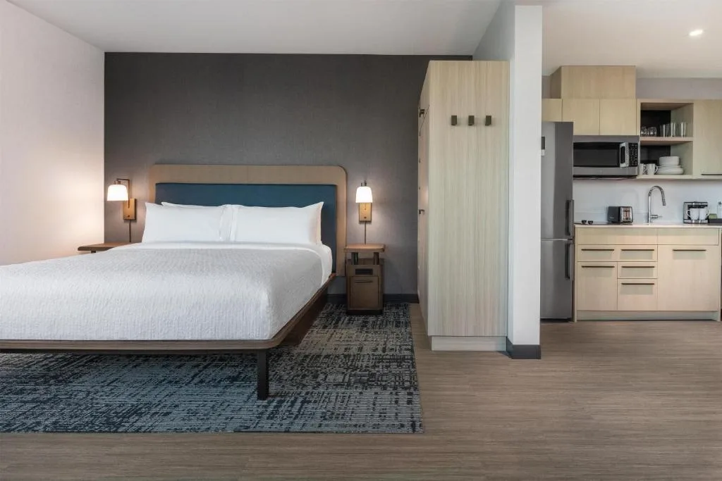 Homewood Suites By Hilton Surrey — 2