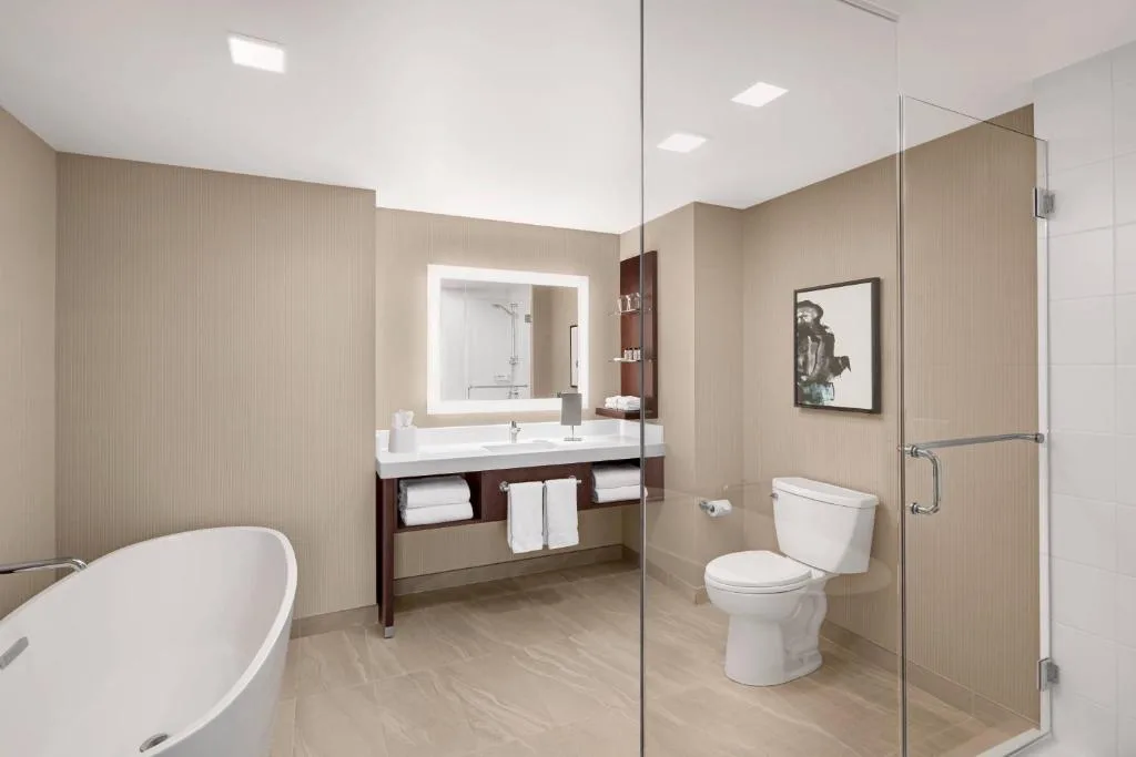 Delta Hotels by Marriott Thunder Bay — 2