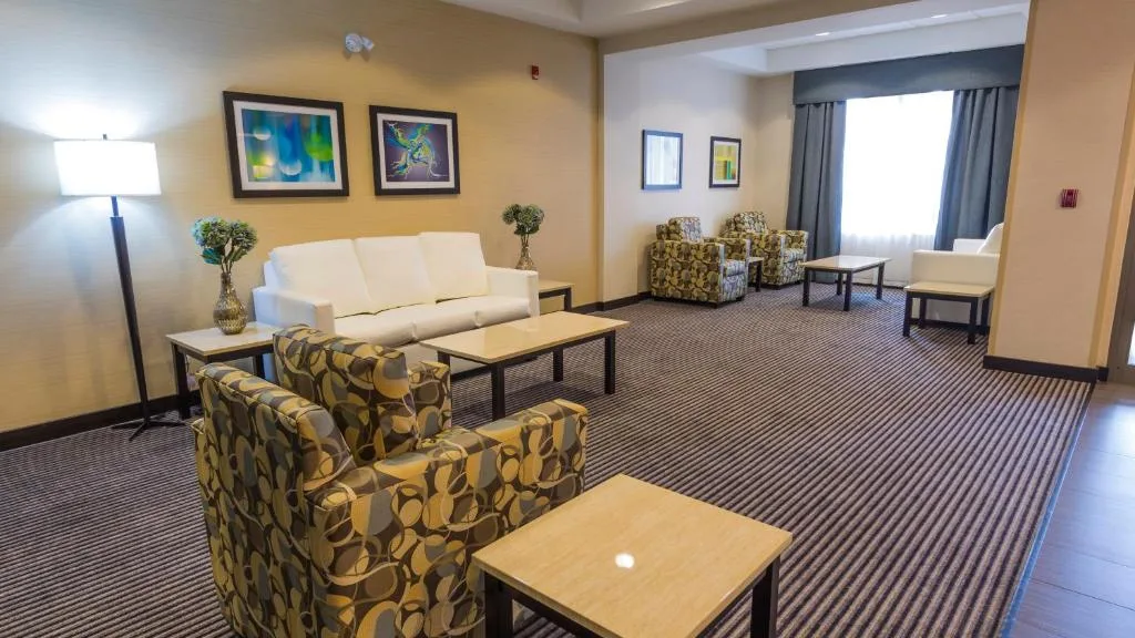Holiday Inn Express Thunder Bay by IHG