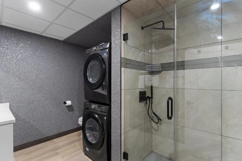 Lux Suites Extended Stay — 3