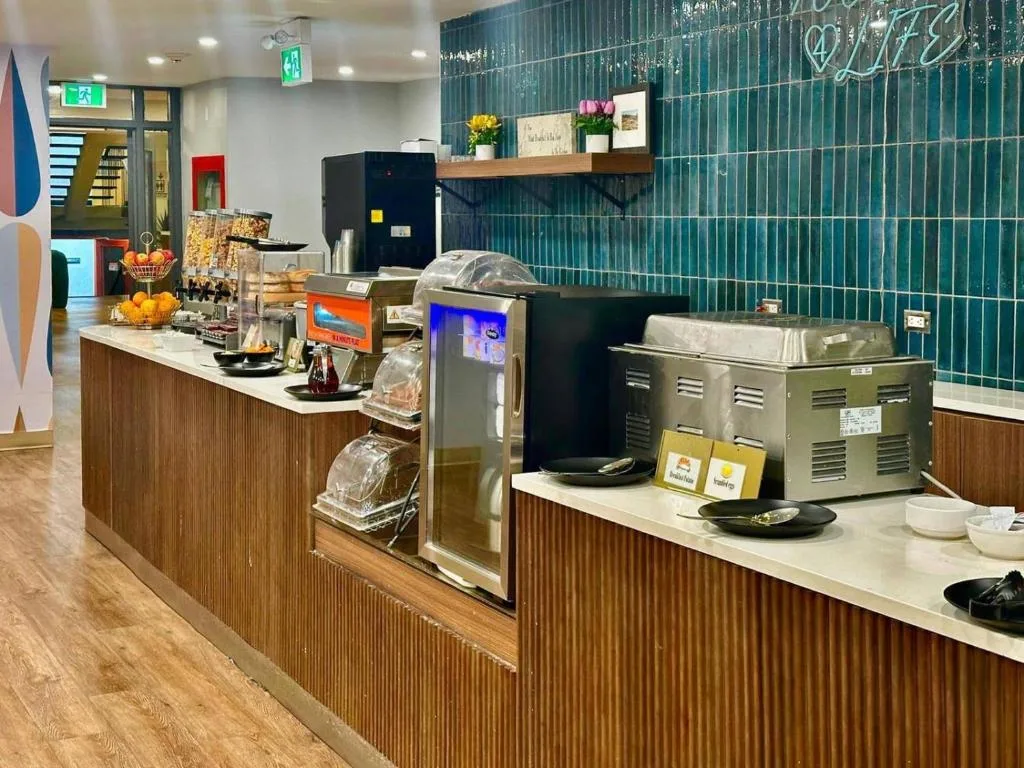 Quality Inn & Suites Thunder Bay Downtown — 4
