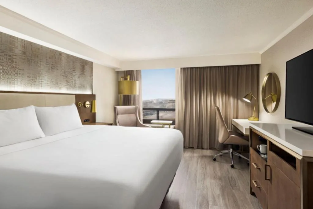Crowne Plaza Toronto Airport by IHG — 2