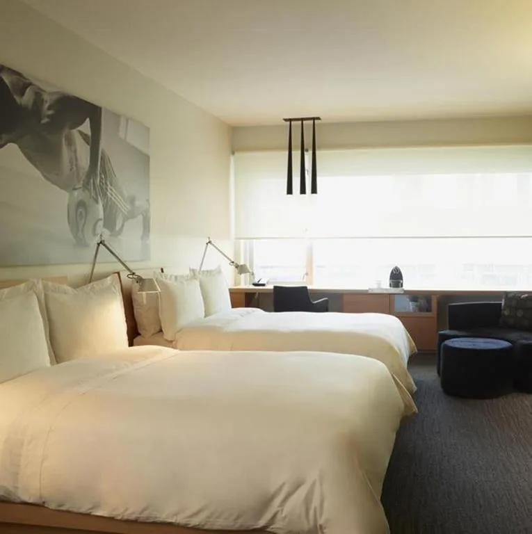 Le Germain Hotel Maple Leaf Square — 2