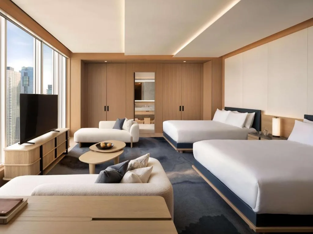 Nobu Hotel Toronto — 2
