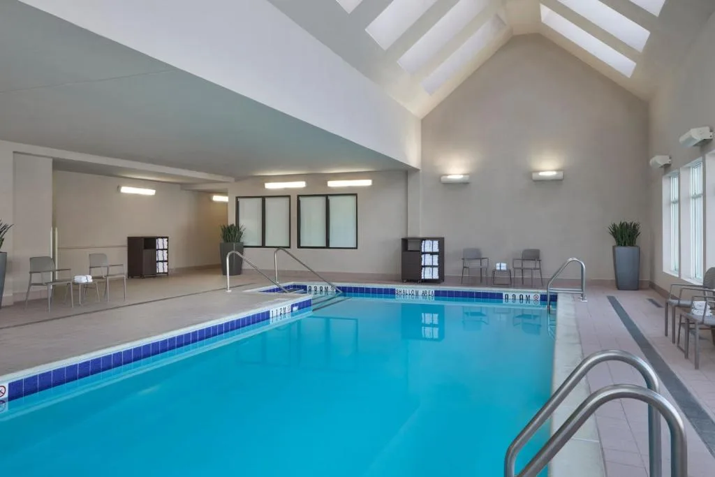 Residence Inn by Marriott Toronto Airport — 4