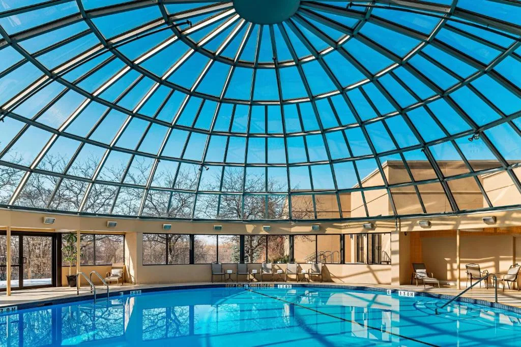 Sheraton Toronto Airport Hotel & Conference Centre — 4