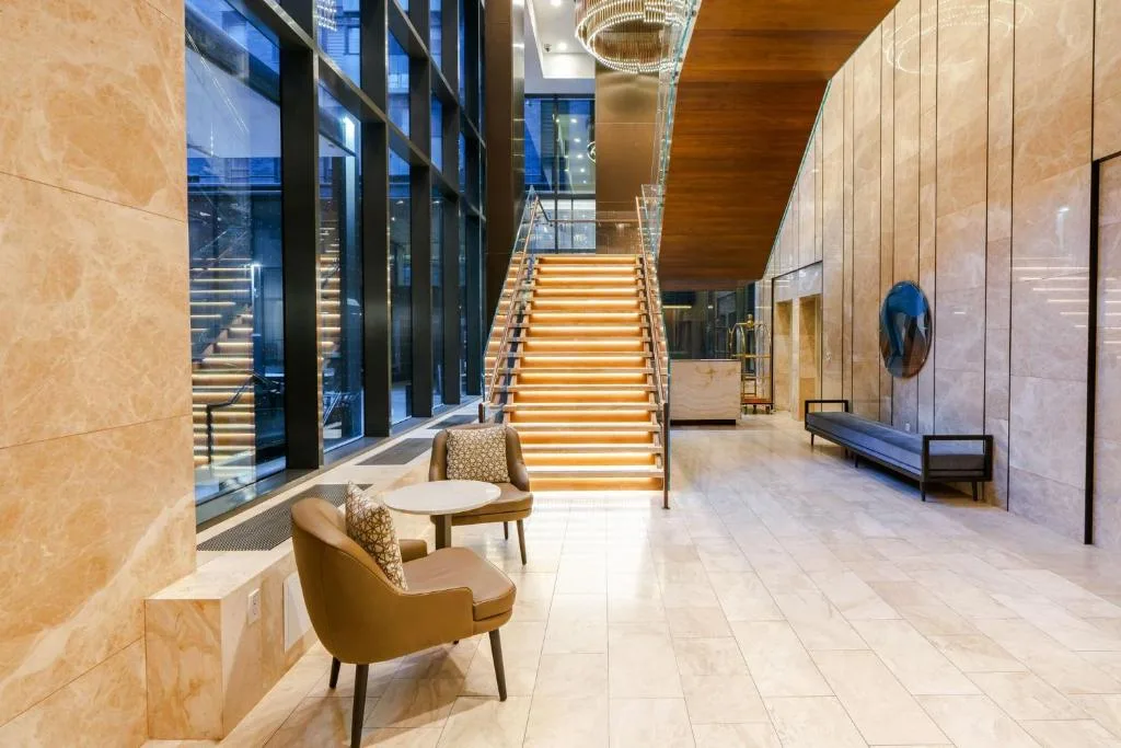Sutton Place Hotel Toronto — 5
